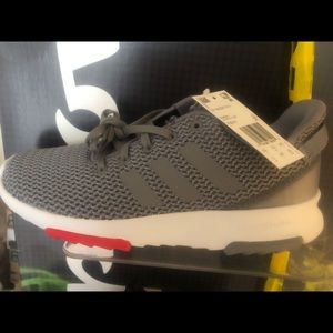 Adidas 2 pair of shoe 3 pairs of slides